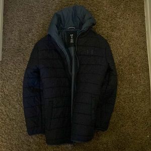 Black Youth XL Under Armour Puffer Jacket